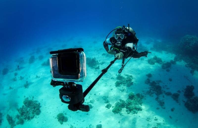 3 Best GoPro for Scuba Diving of 2023 (Reviews by a Dive Instructor)