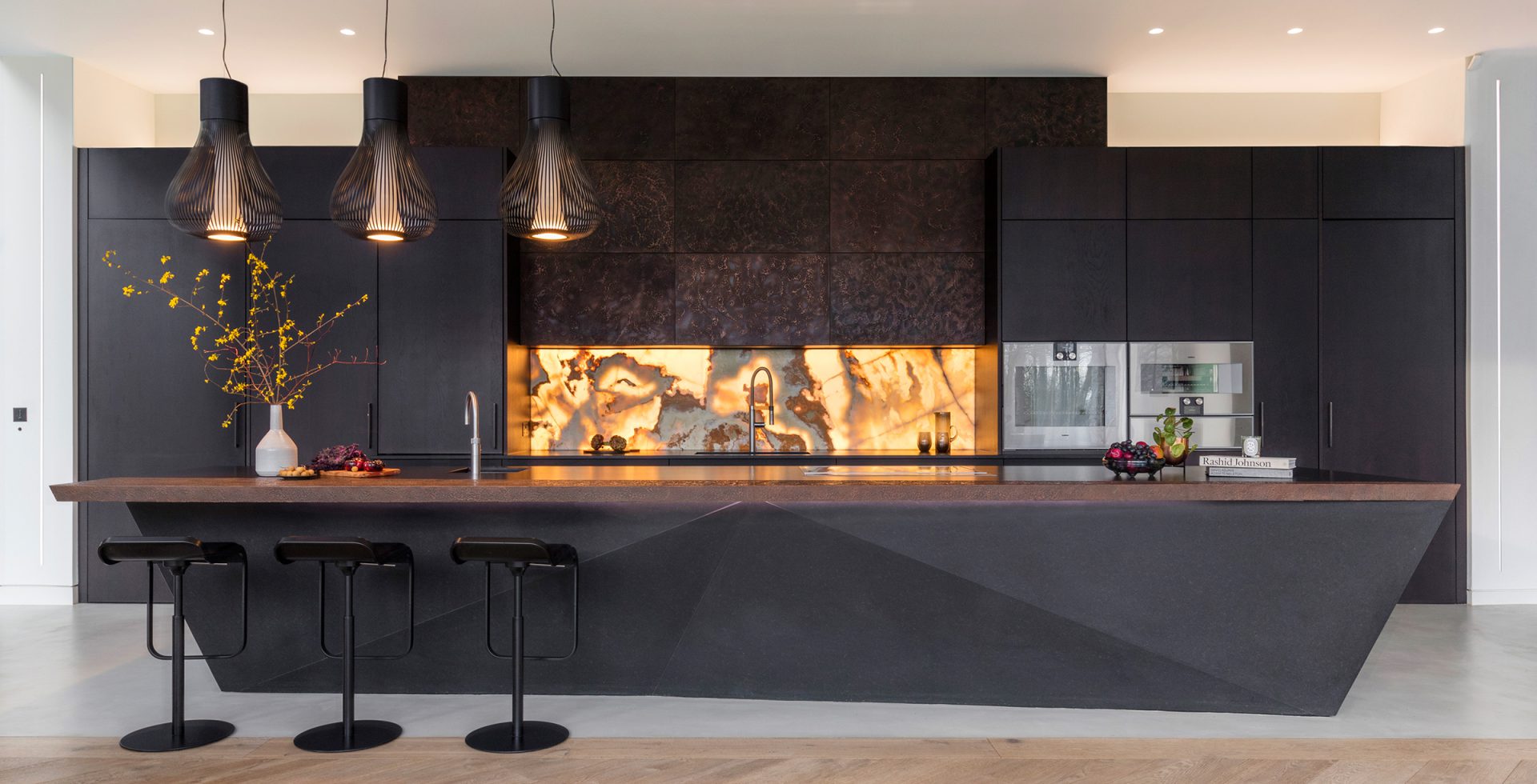 A Monolithic Luxury Kitchen in London | Extreme Design