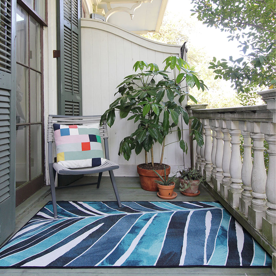 6 Rugs to Style Your Small Outdoor Space | Ruggable Blog