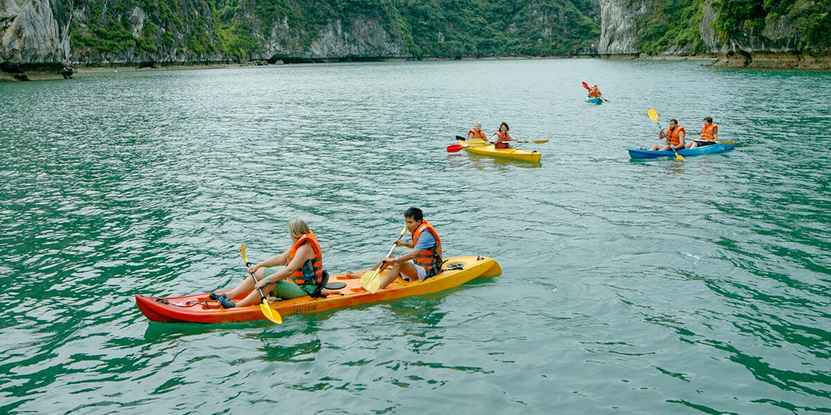 Things to know before having a kayaking in Halong Bay Vietnam